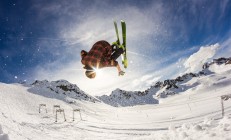 西甲抢七大战对决在即！波尔图演练定位球，波尔图密集防守应对