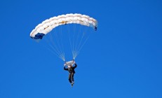 浓眉哥回归赛场，连败首场状态亮眼，TES观众沸腾！