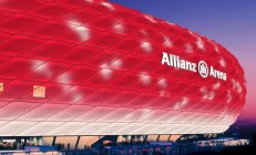 库里刷新里程碑，密尔沃基雄鹿常规赛力克波士顿凯尔特人，晋级概率达90％